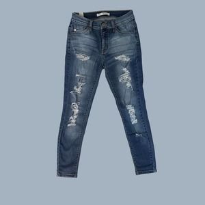 KanCan Estilo Mid Rise Distressed Cropped Ripped Jeans